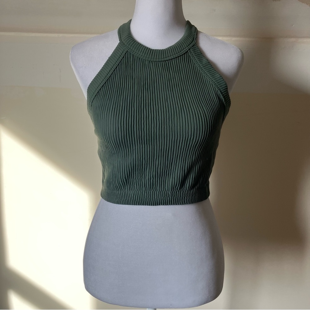 Aerie Superchill Seamless High Neck Bra Crop Top in Hunter Green size Medium - Picture 2 of 8